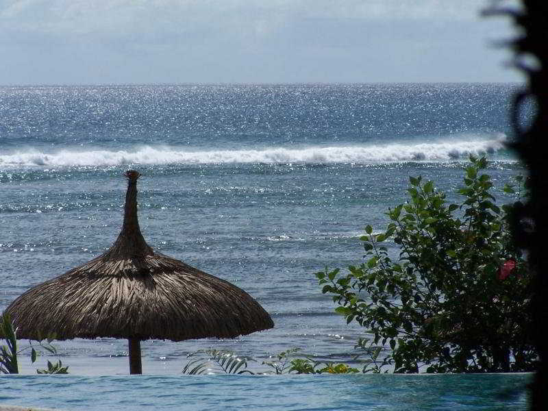 Oasis Beach Club Pointe-aux-Piments Esterno foto