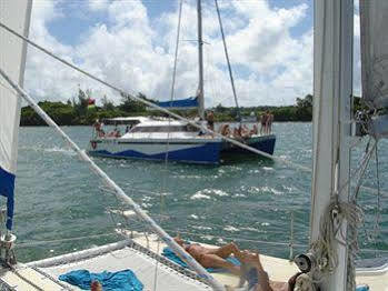 Oasis Beach Club Pointe-aux-Piments Esterno foto
