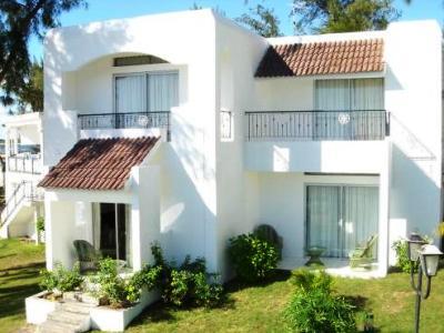 Oasis Beach Club Pointe-aux-Piments Esterno foto